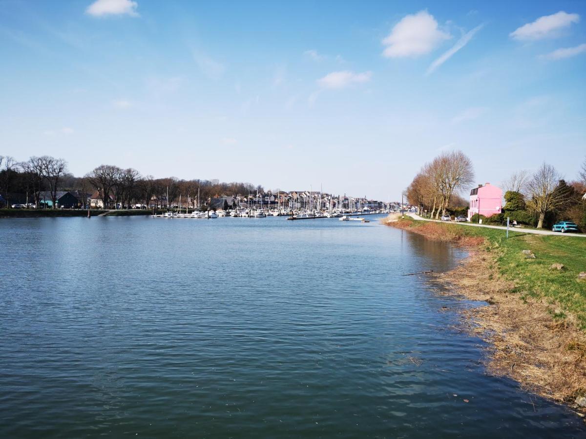 Le Temps D'Une Escale A St Wary Saint-Valery-sur-Somme Exterior photo